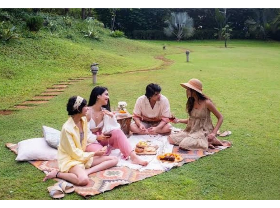 Vivanta Stays, luxury villa rentals India, verified holiday homes, secure villa booking, 5-star villa stays